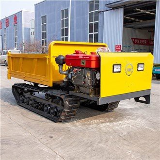 حاملة مجنزرة مطاطية دوارة